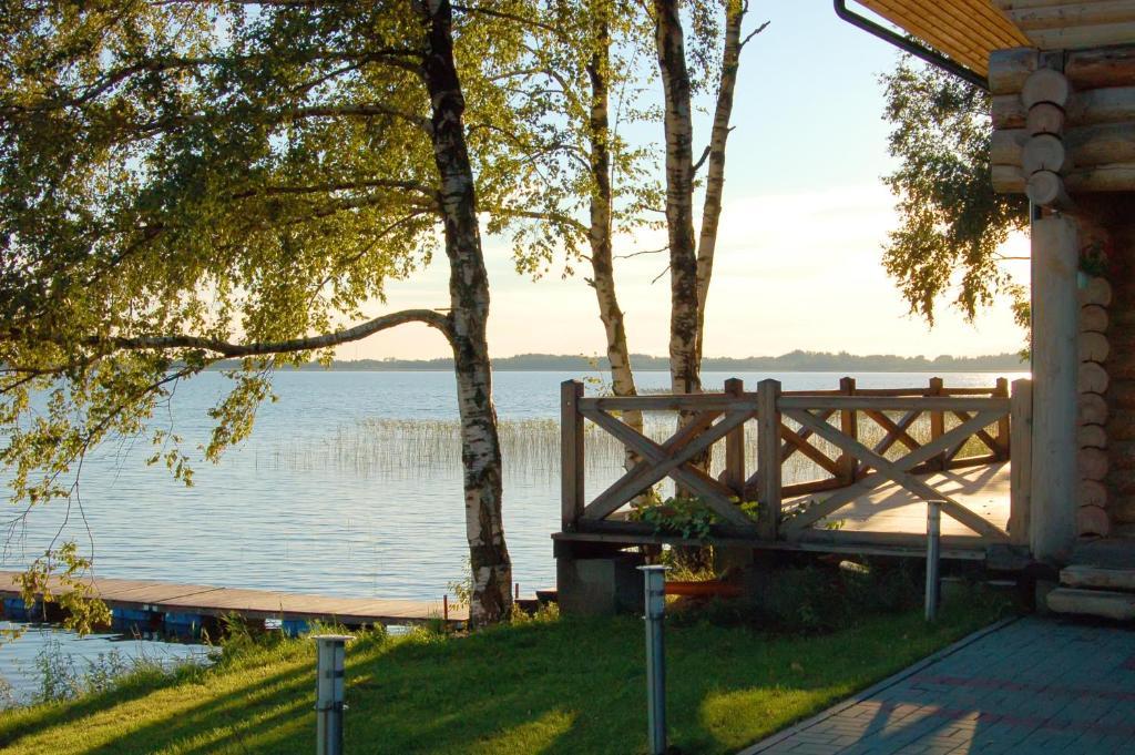 Holiday Complex Cirmas Ezerkrasts Ludza Extérieur photo